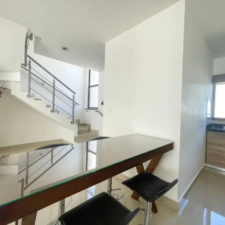 Prime Location House at Cerritos Great Price