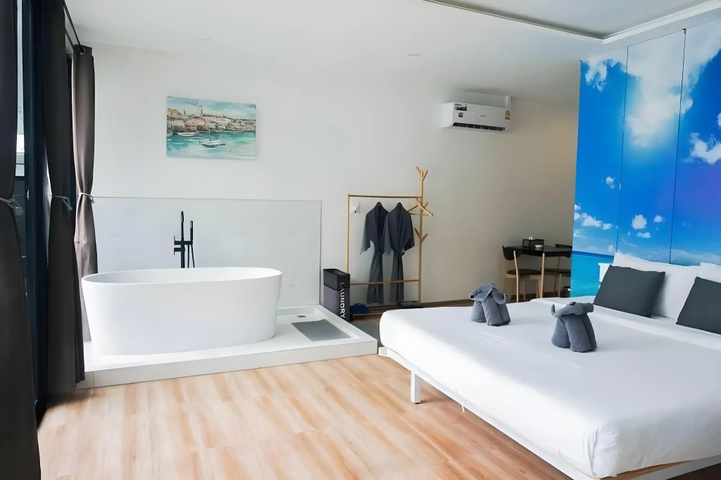 patong sunset villa Phuket