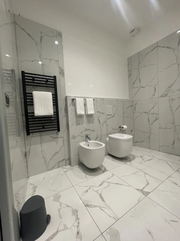 B&B Center City