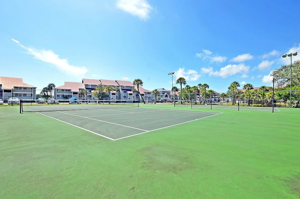 26 W Mariners Cay Drive Condo 3 Bedrooms 2 Bathrooms Condo