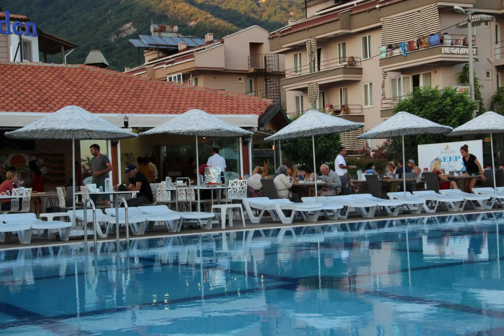 Aloria Garden Hotel