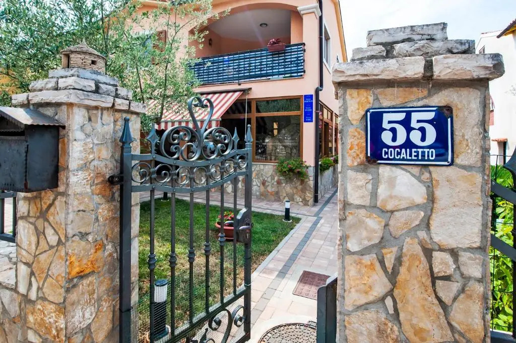 Casa Leona