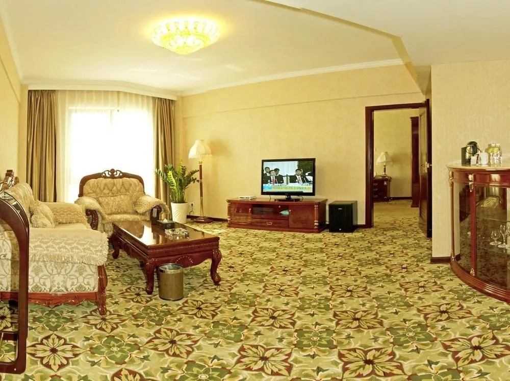 Gongcheng Qianjun International Hotel