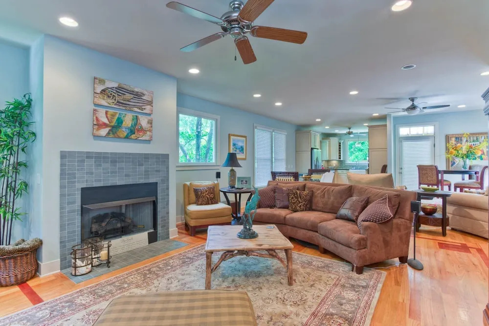 1104 Demere Road by Hodnett Cooper