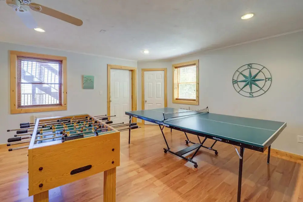 Hike, Sip & Unwind: Mtn-View Gem in Banner Elk