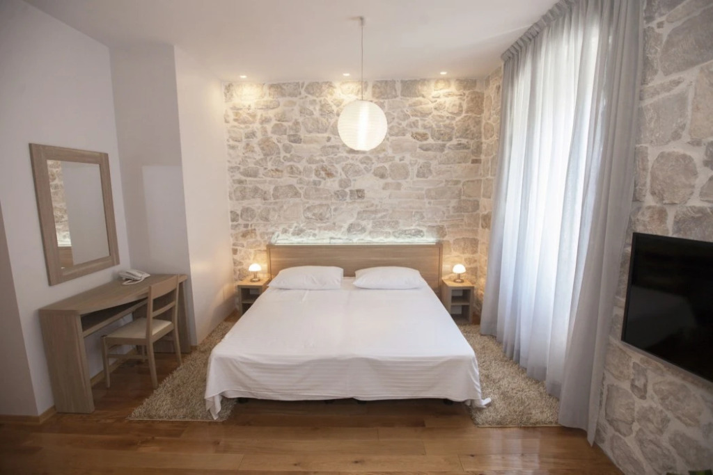 Tifani Luxury Rooms 2