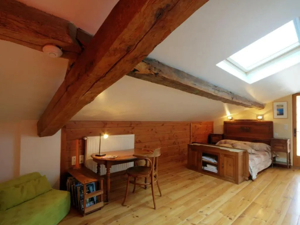Gîte chaleureux avec spa et sauna, animaux admis - FR-1-496-23