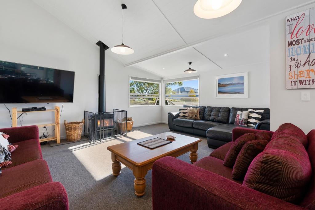 Stunner on Stanley - Wharewaka Holiday Home