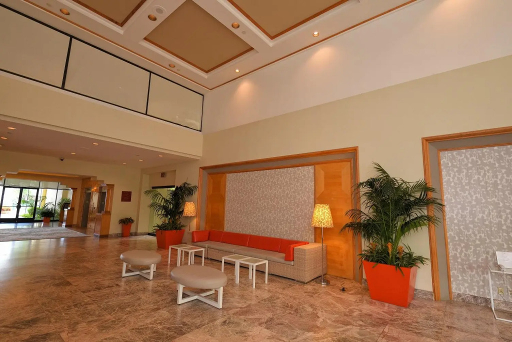Hilton Boca Raton Suites