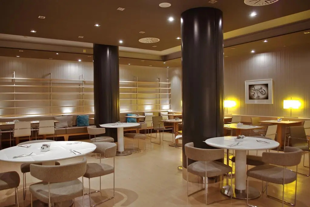 DoubleTree by Hilton Girona