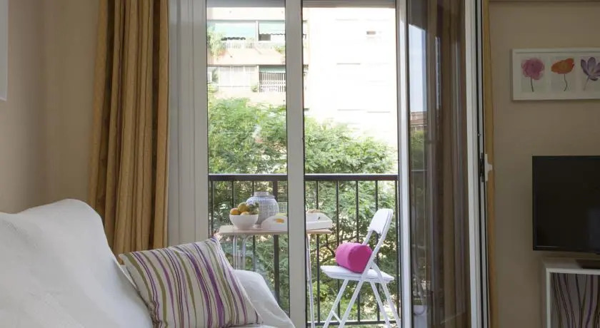 Amistat Apartments