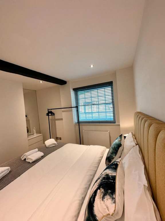 Relaxing 3-Bedroom City Centre Apartment