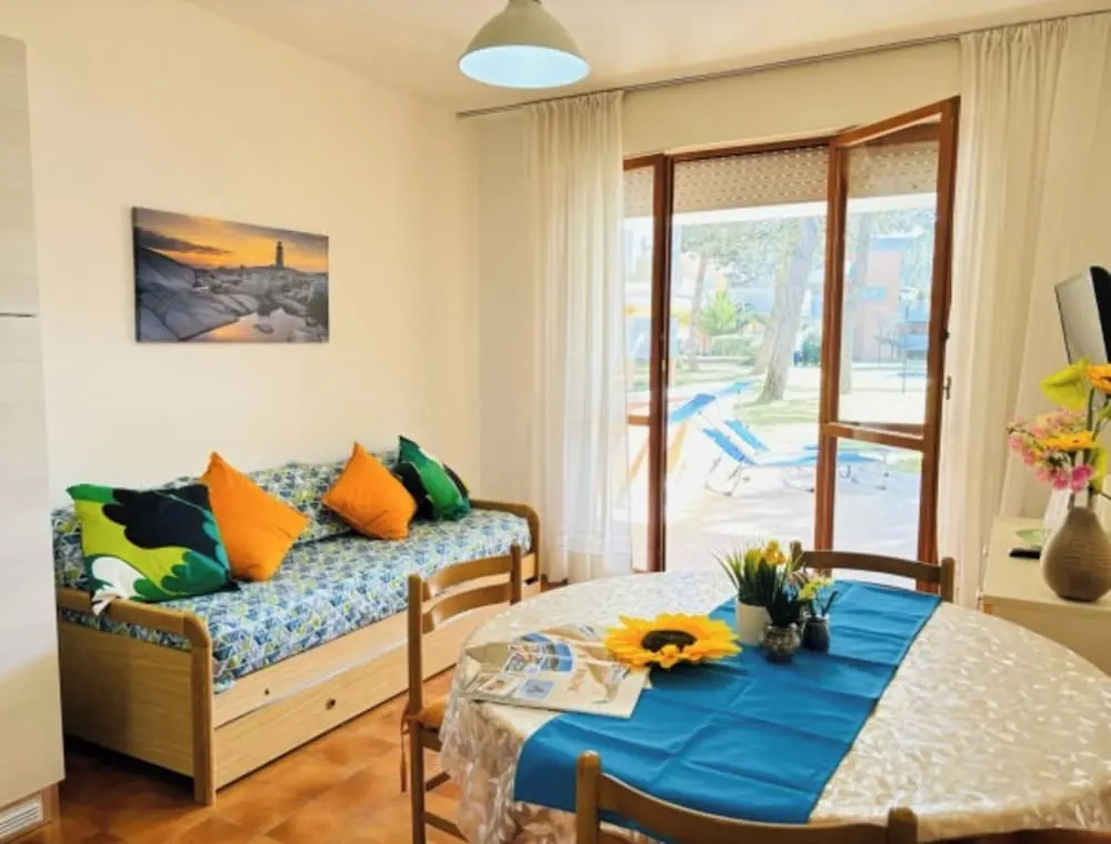 Flat With Patio Overlooking the Pool