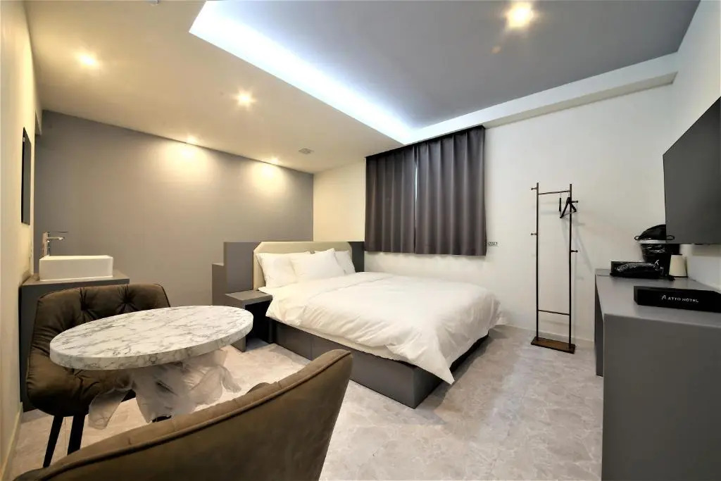 Sloth Hotel Busan Seomyeon