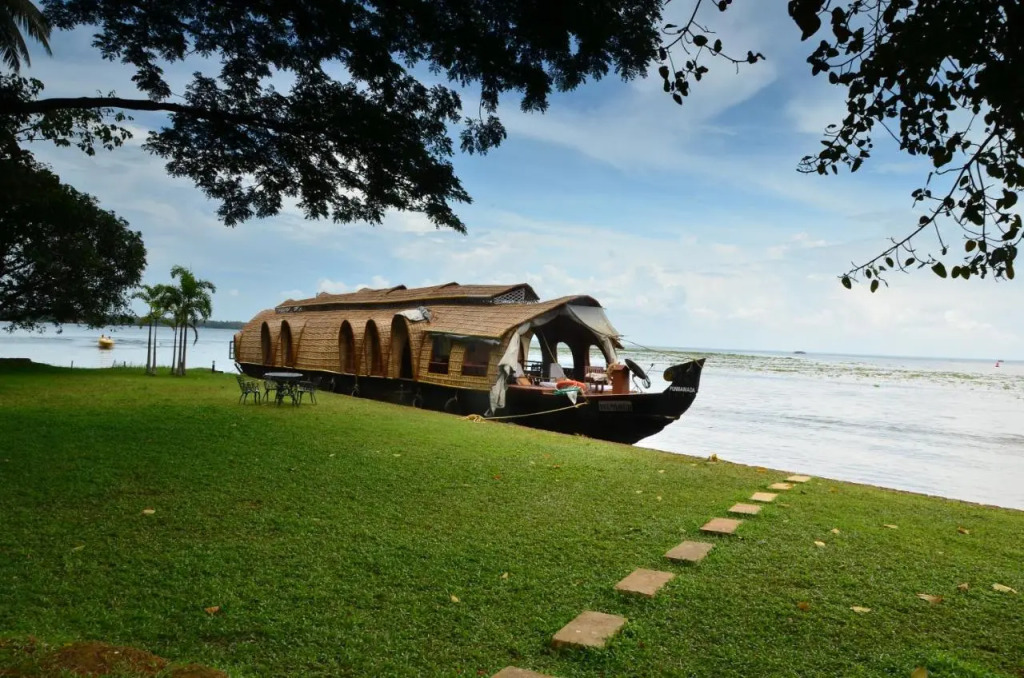 Punnamada Resorts