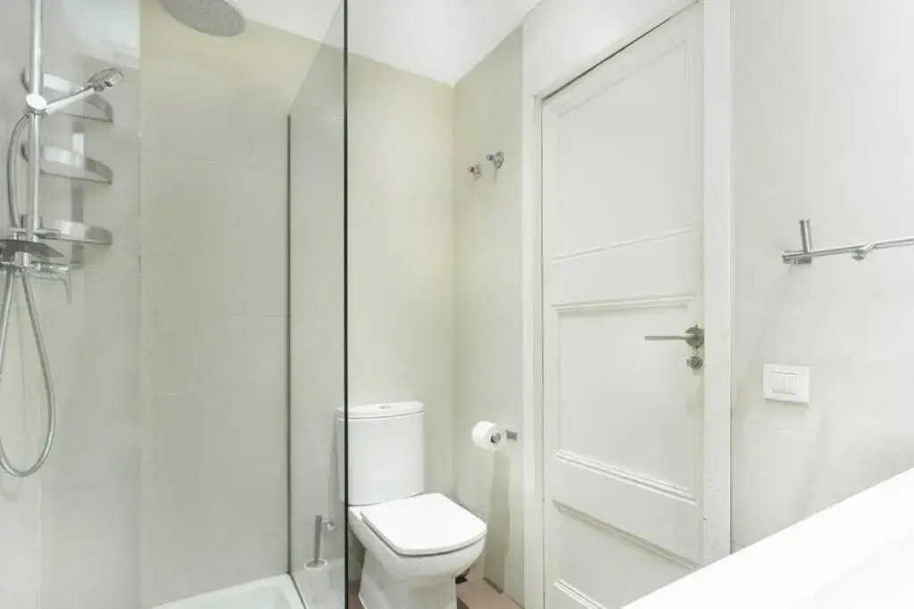 4bedroom apartment with a balcony in Las Ramblas 3 2