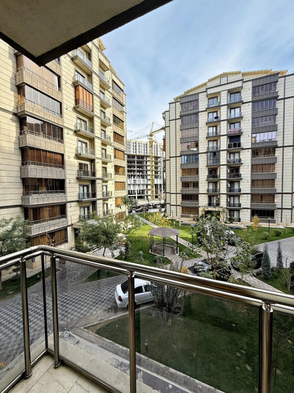 Royal Rentals (Роял Ренталс) на улице Абдулла Каххара 49/13