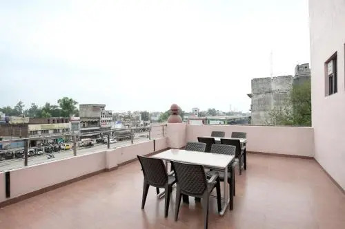 Raj Mahal Motel