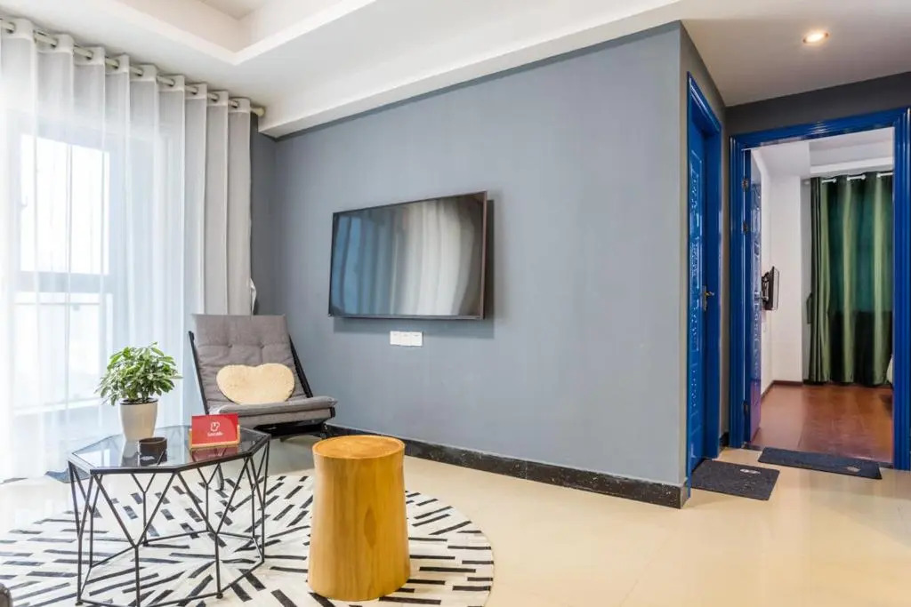 Wuhan Jianghan·Hankou Railway Station· Locals Apartment 00120600
