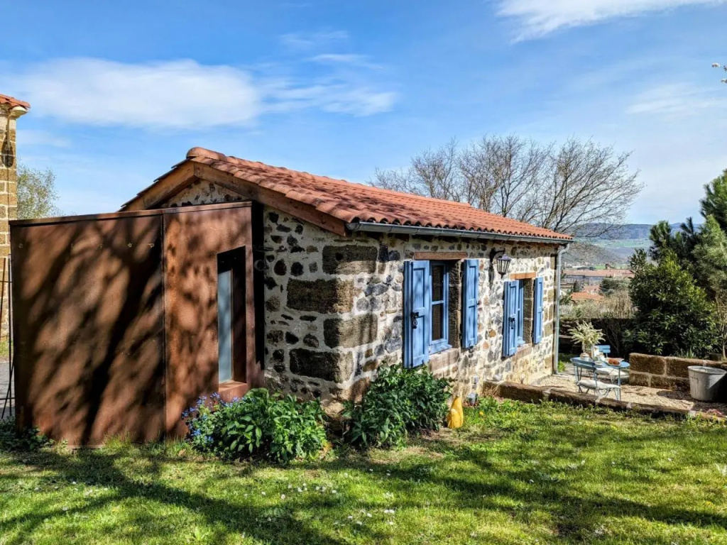Cabane de Vigne en Auvergne pour Escapade Romantique - FR-1-582-74