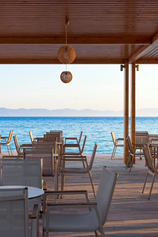 Avra Beach Resort