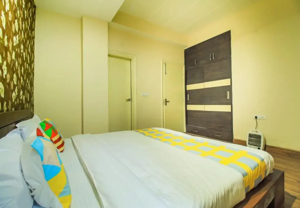Pine Residency By OYO Rooms