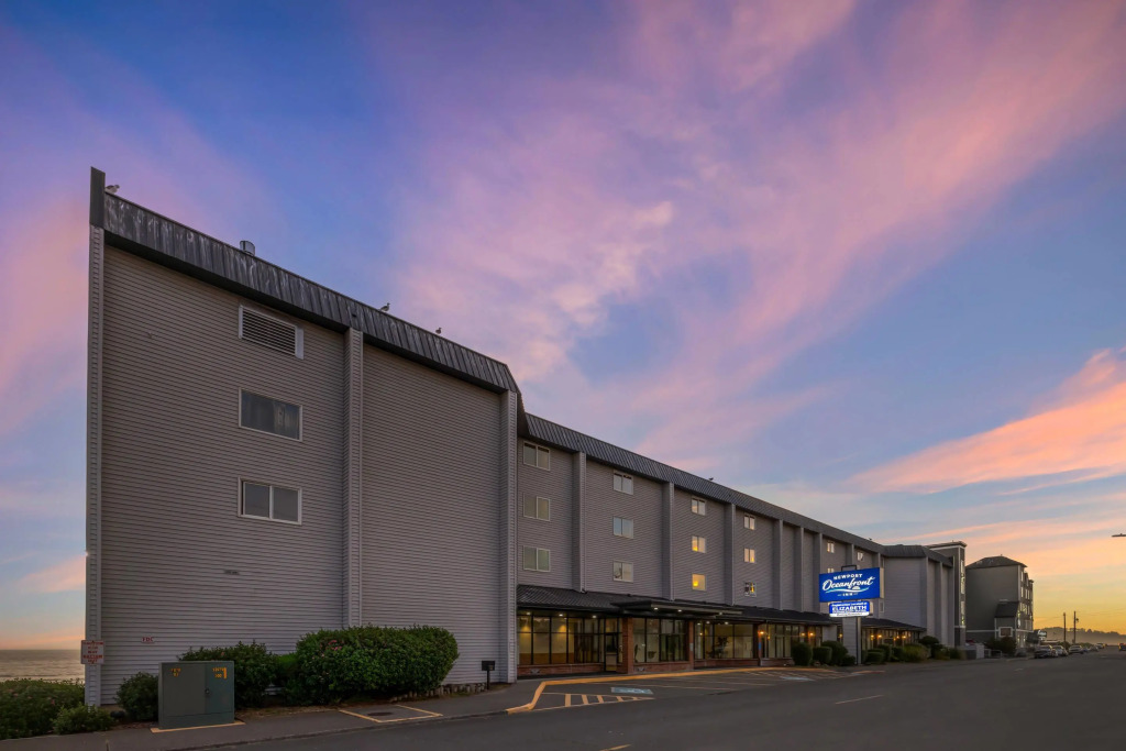 Newport Oceanfront Inn
