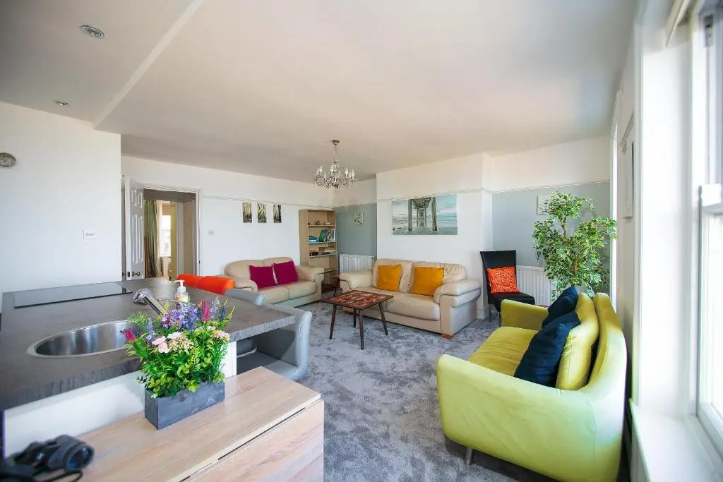 Horizon View - Charming sea view apartment in central location