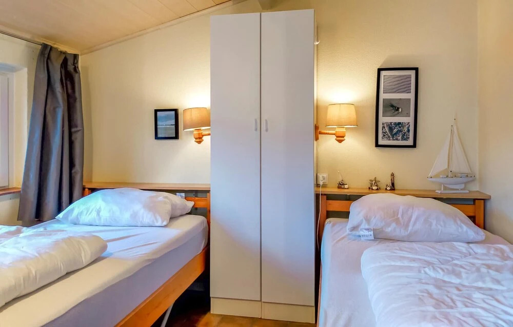 3 Bedroom Awesome Home In Oostduinkerke