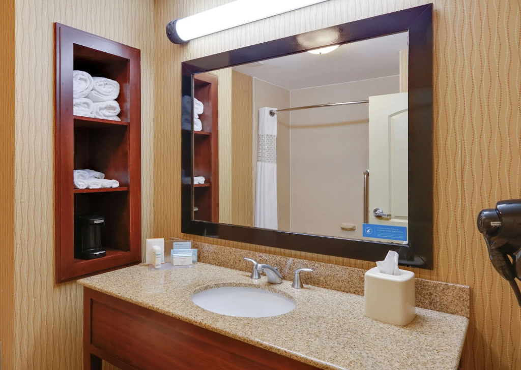 Hampton Inn & Suites Fort Worth/Forest Hill