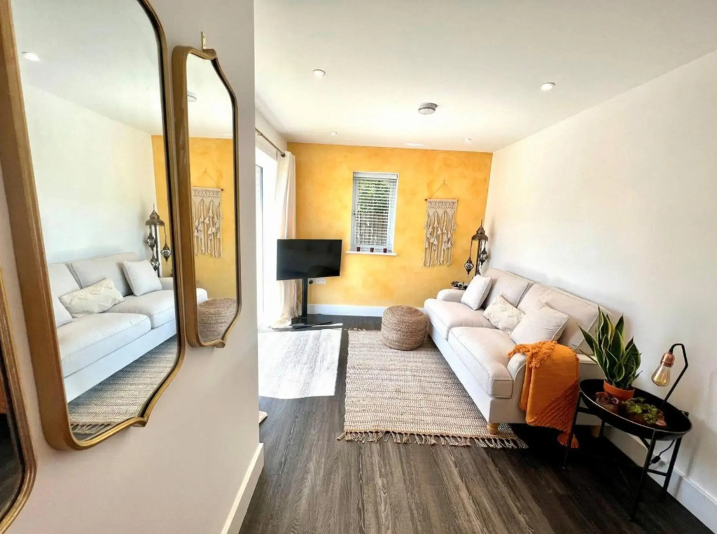 Warm, cosy apartment sleeps 4