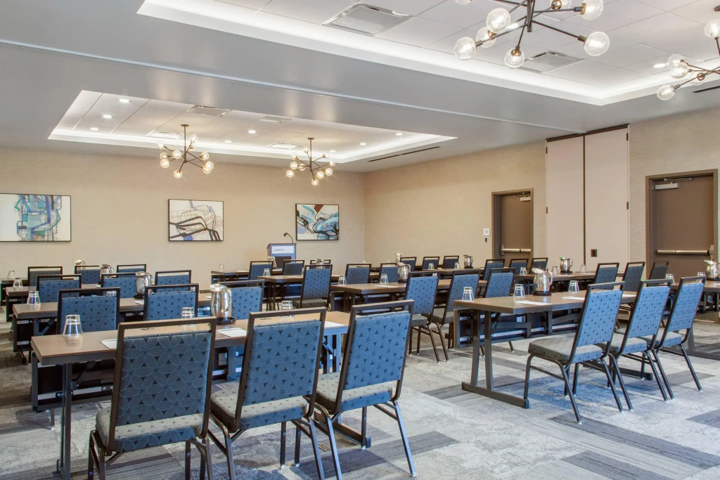 Cambria Hotel Phoenix Chandler - Fashion Center