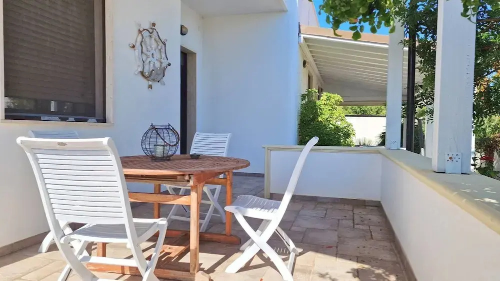 Villa Fede - 3 Bedrooms 2 Bathrooms air Conditioning by the sea