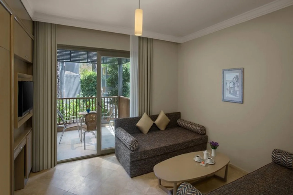 Renaissance Antalya Beach Resort & Spa