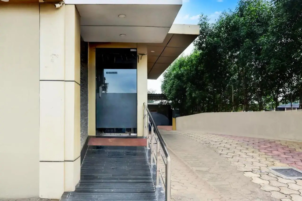 Townhouse 900 Hotel Surya Palace