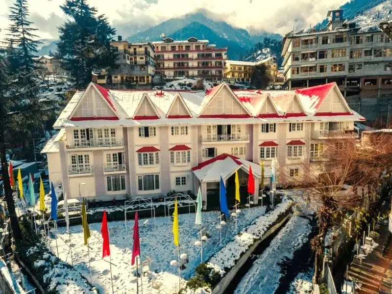 OYO 8606 Hotel Snow Princess