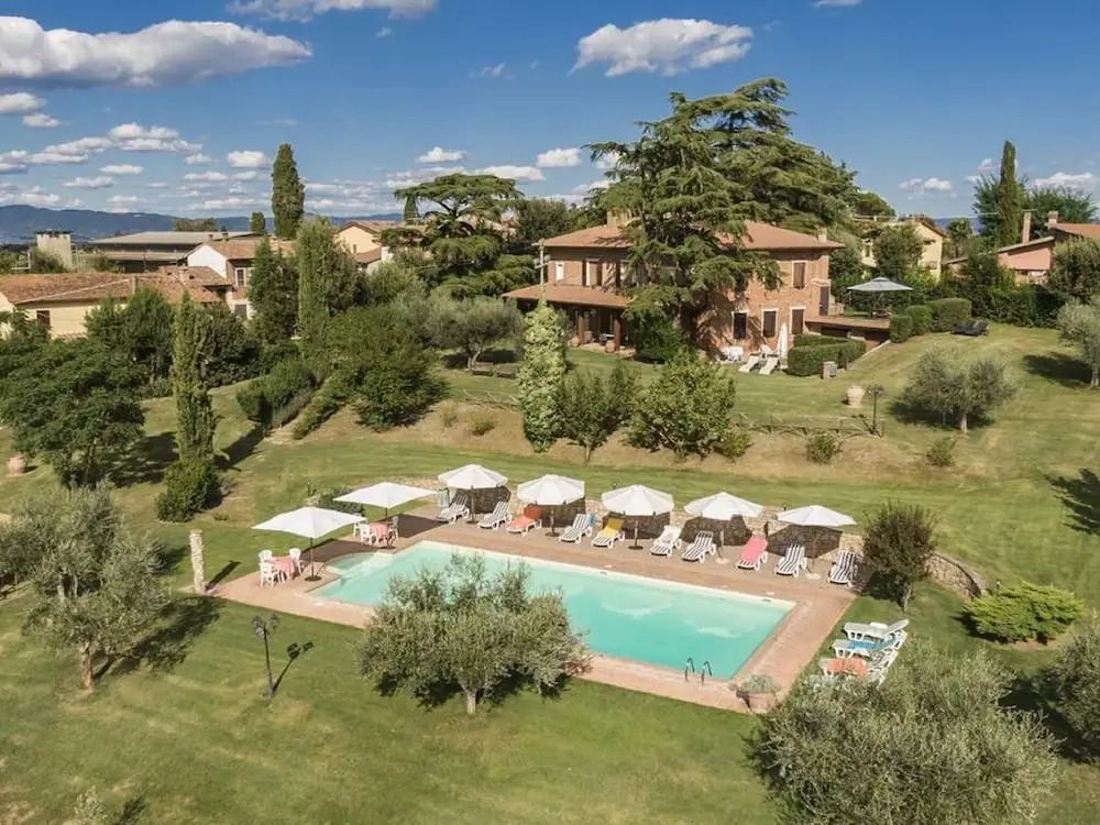 Spacious Holiday Home in Castiglione del Lago With Pool
