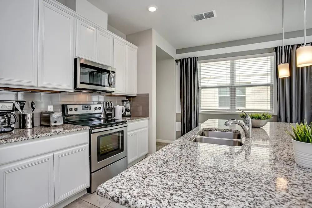 5128kway Amazing New Compass Bay Resort