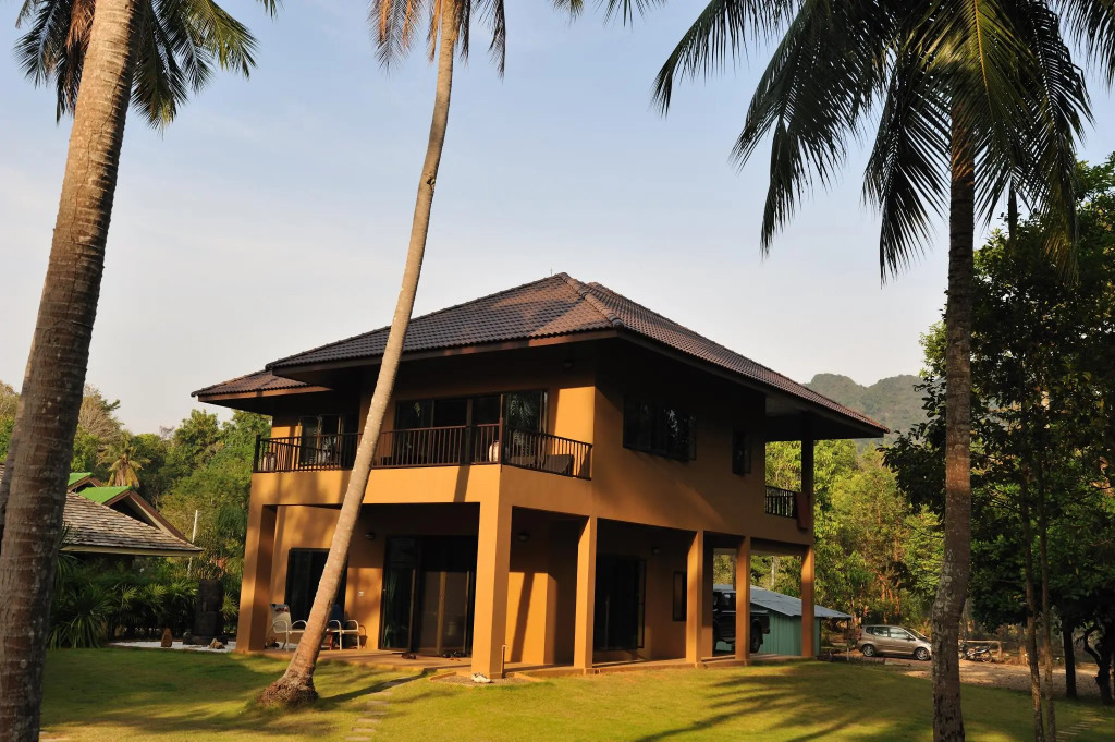 KhaoTong Villa at Melinas
