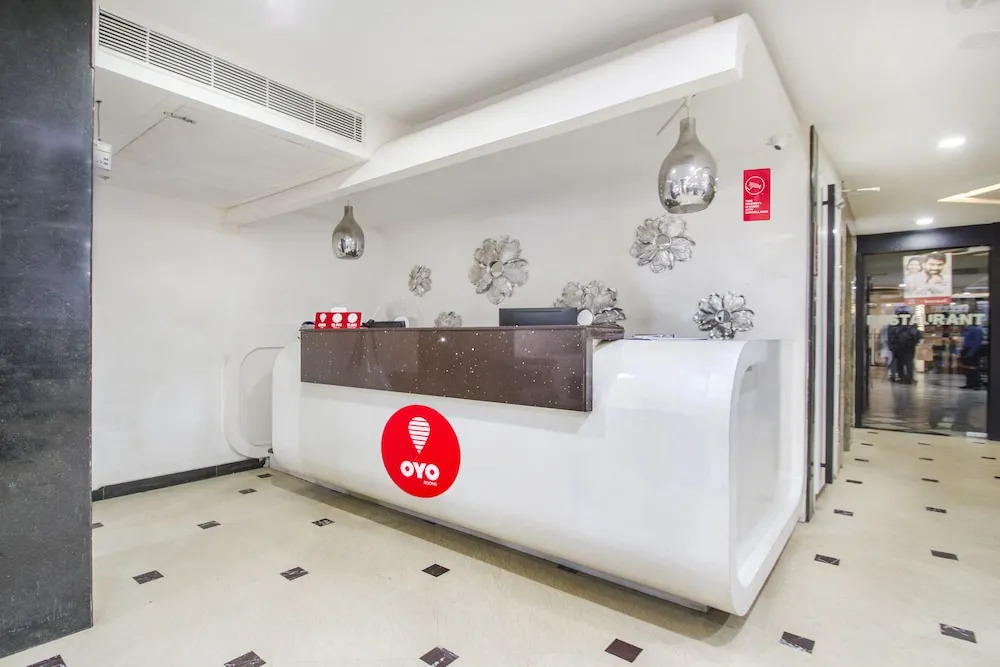 OYO 10209 Hotel AVS Sweet Magic
