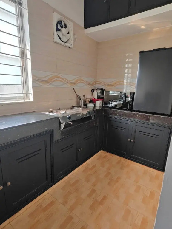 Modern Luxe Studio Apartment in Uttara near Airport