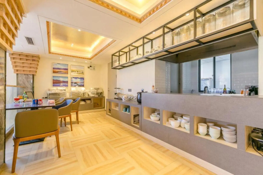 Shangri-La Impression Tianxuan Hotel (Shangri-La Napahai Branch)