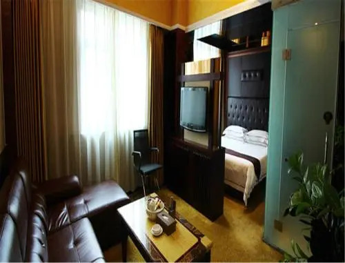 Gongbei Huaxin Hotel
