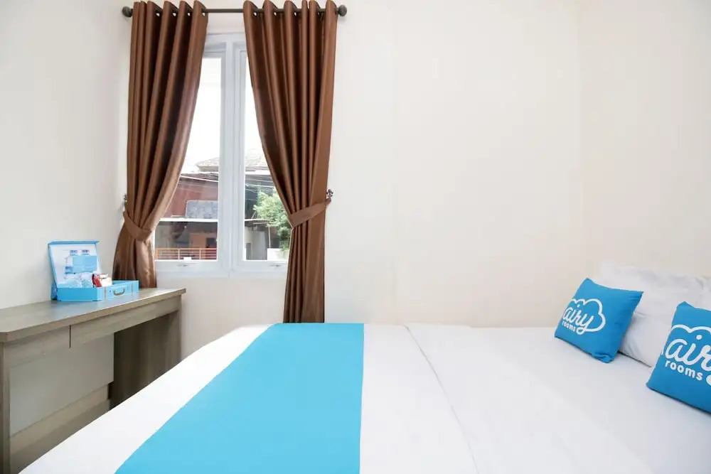 Airy Eco Radio Dalam Raya Gang Anggrek 3 Jakarta
