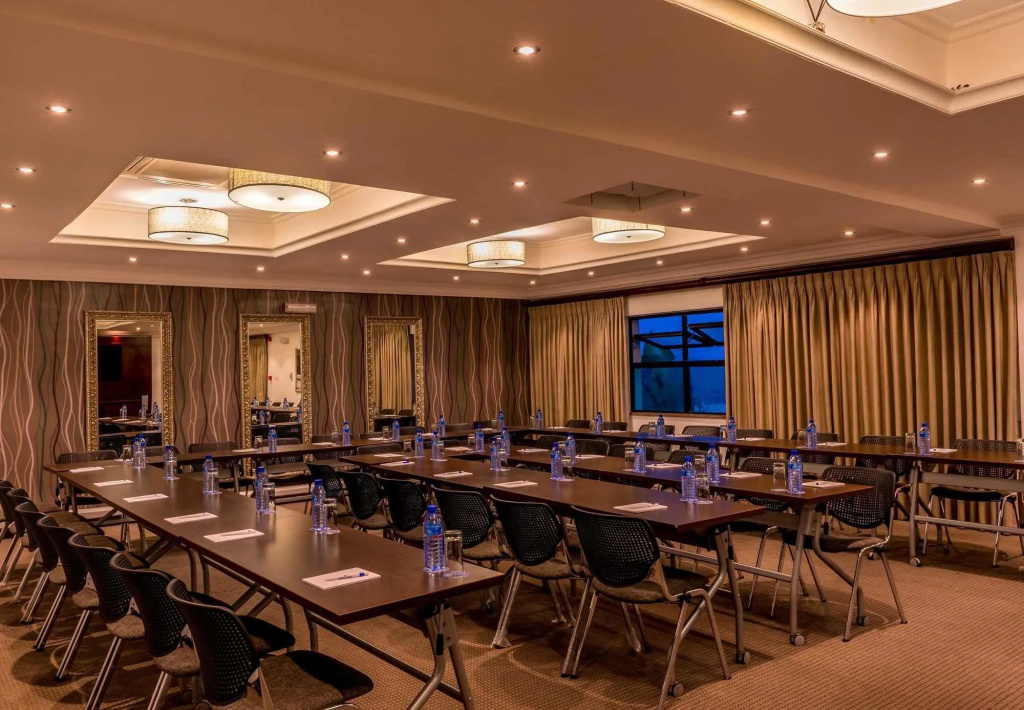 Protea Hotel by Marriott Lagos Kuramo Waters