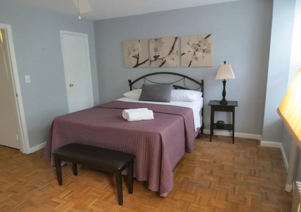 Uptown Manhattan Deluxe Apartments