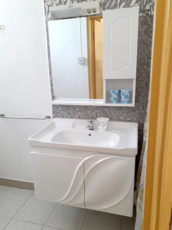 Apartment With one Bedroom in Grand Baie, With Wonderful City View and Wifi - 300 m From the Beach