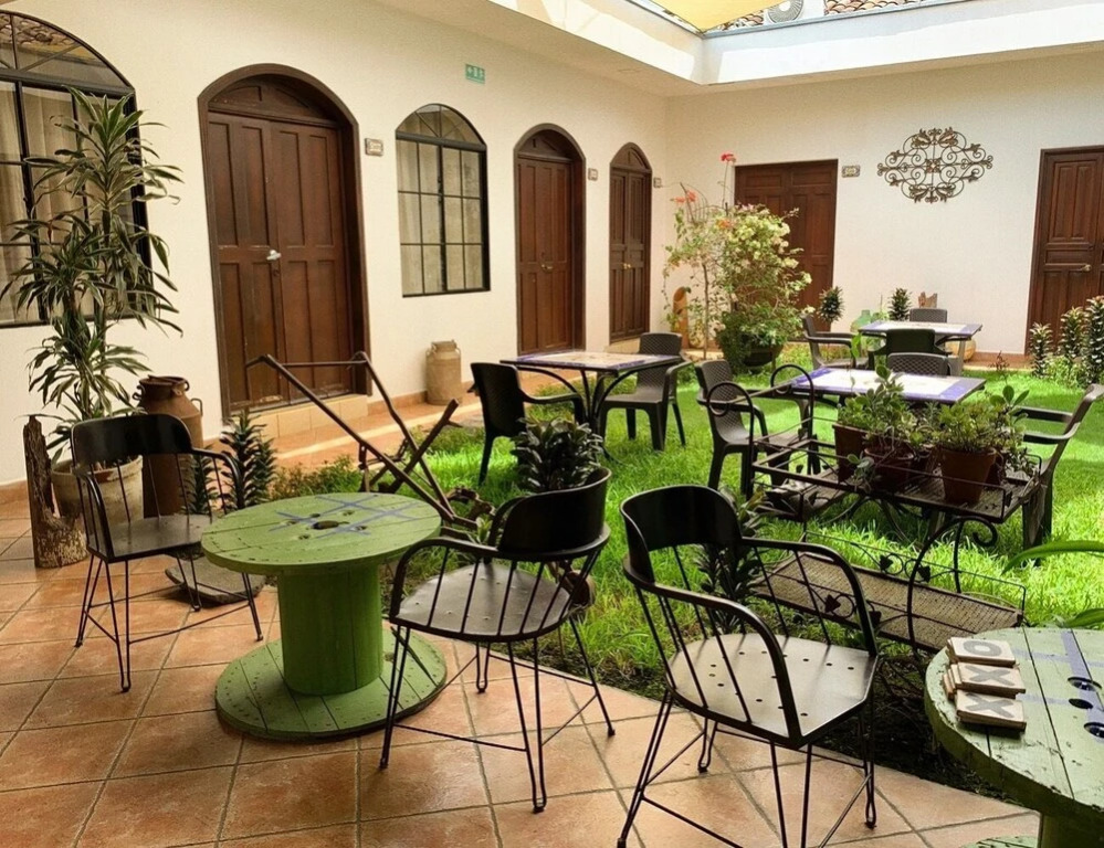 Hostal Las Puertas