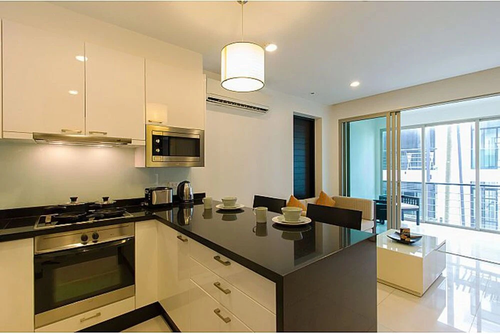 N211 Regent Apartments