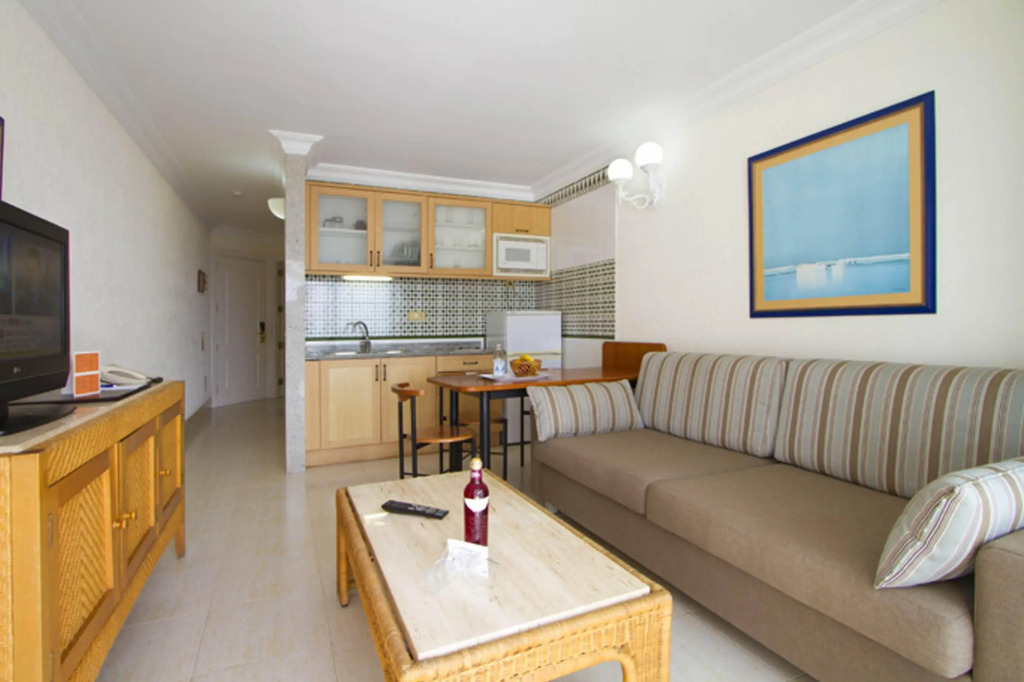 Plus Fariones Apartamentos